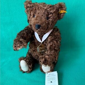 Steiff Danbury Mint 2005 The Bear of the Year Mohair  12” Limited Edition 668265